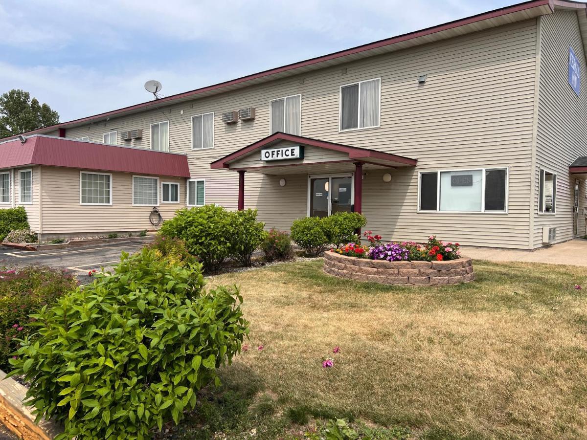Fergus Inn Fergus Falls Dış mekan fotoğraf