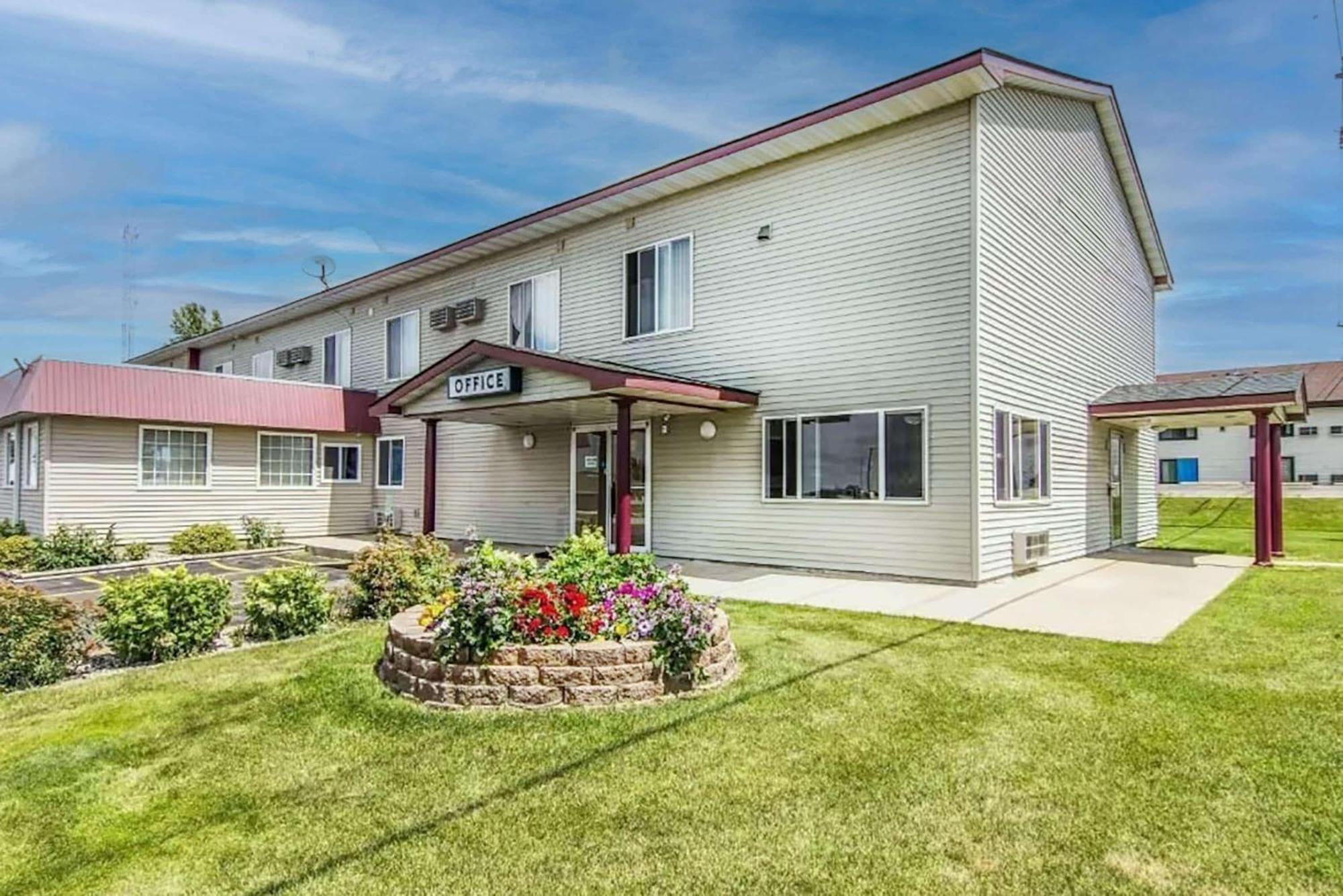 Fergus Inn Fergus Falls Dış mekan fotoğraf